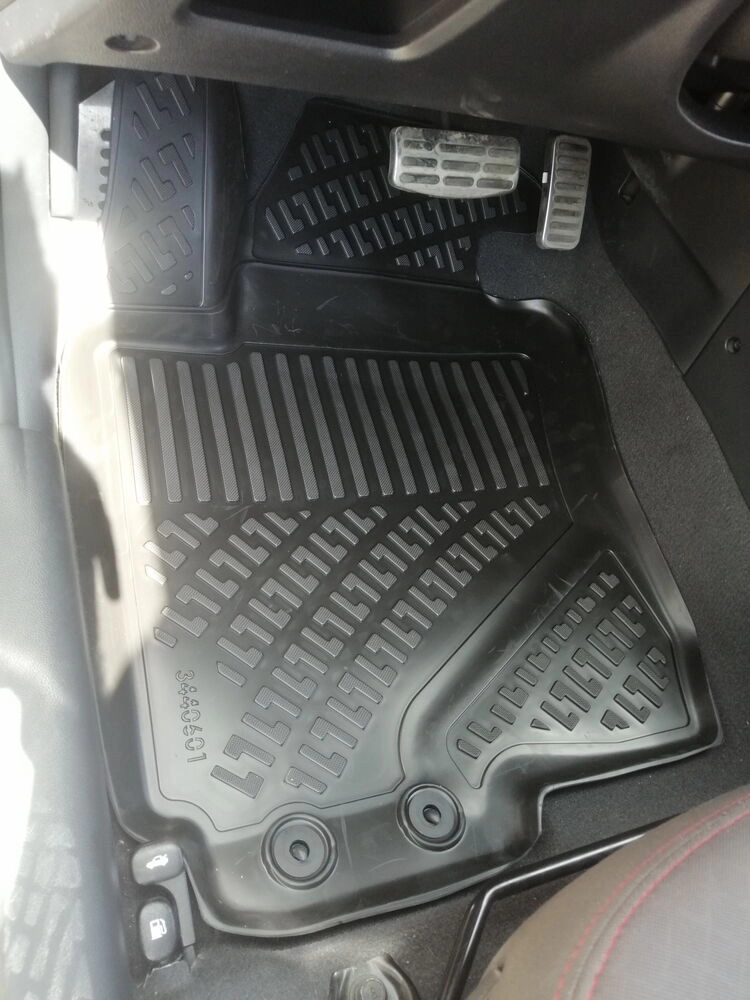 Kia Cerato 2005 Havuzlu Paspas Siyah 