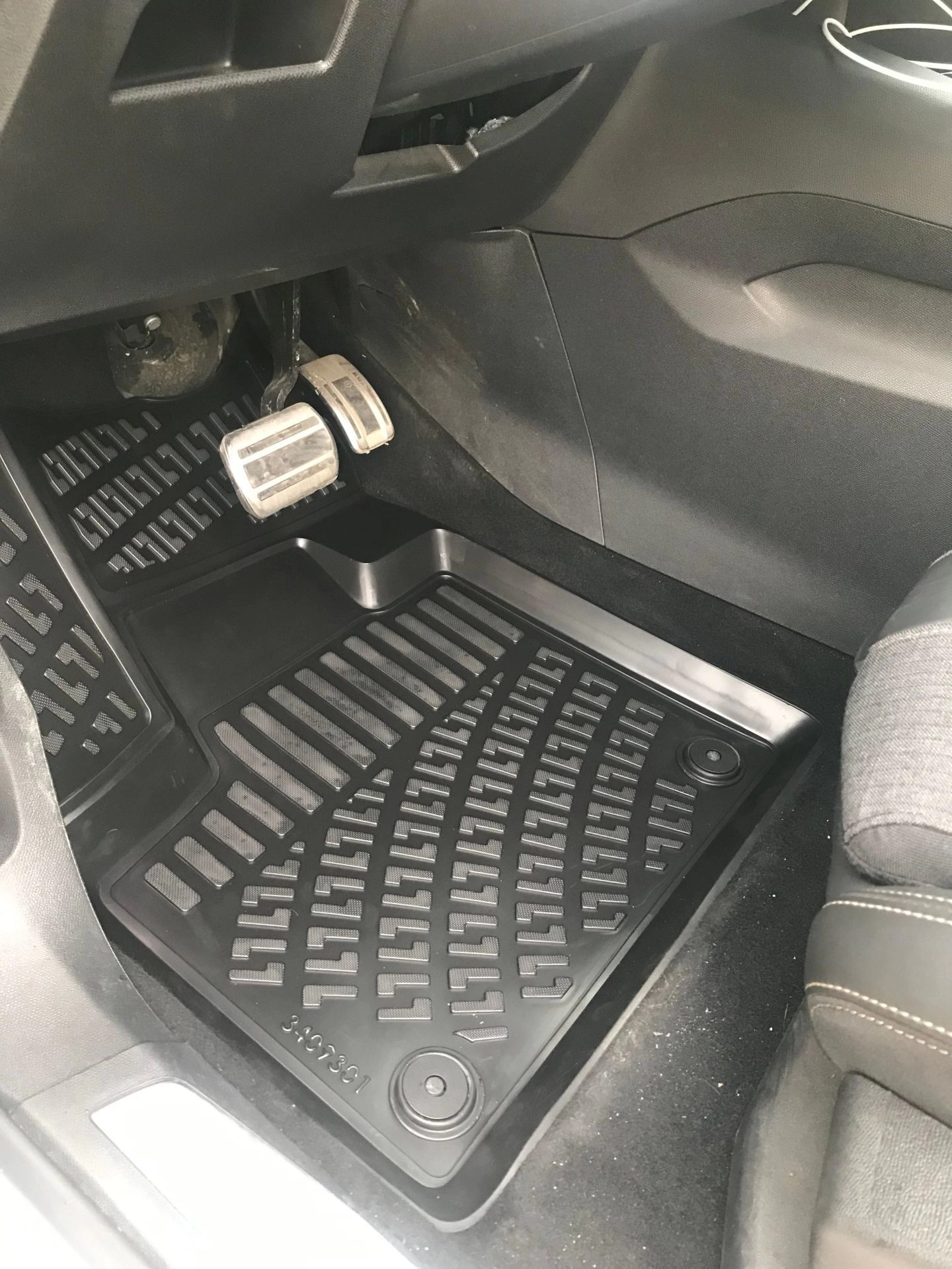 Peugeot 3008 2018 Havuzlu Paspas Siyah GT Line 