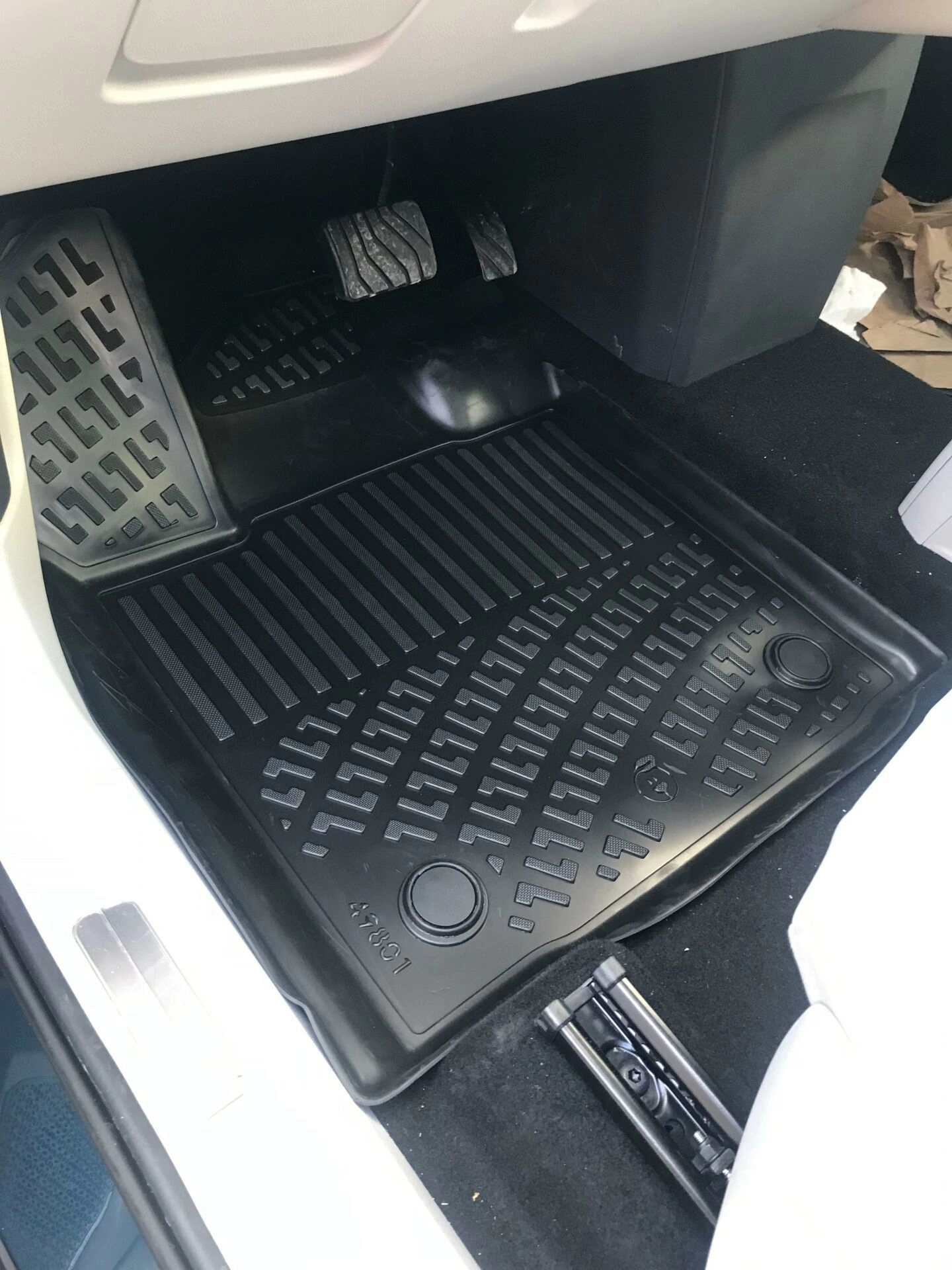 Togg T10X 2024 Havuzlu Havuzlu Paspas Siyah 